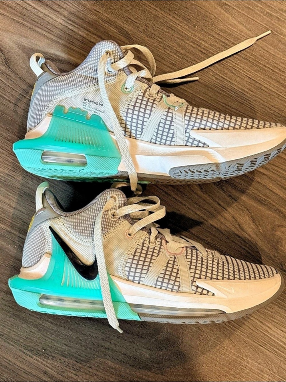 Nike LeBron Witness 7 "Flat Pewter Mint" Basketball Sneakers Gray & Green US 7